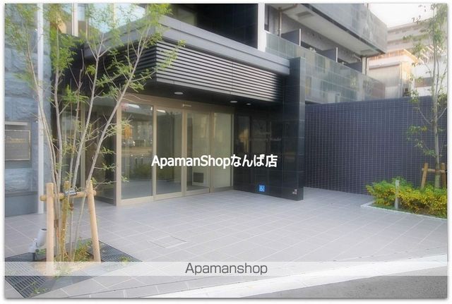 プレサンスOSAKA DOMECITYワンダーの玄関写真