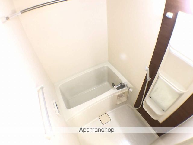 プラタナスの内装写真