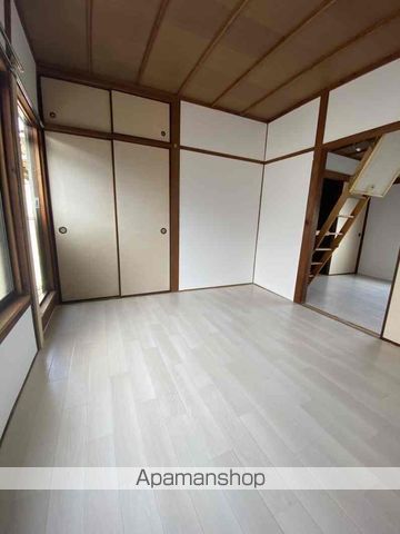 三宅中4丁目借家の内装写真