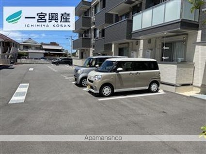 プレジデント持田　Ａ棟[2LDK/57.78m2]の外観3