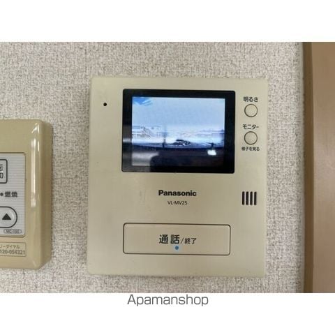 サープラス アイの内装写真