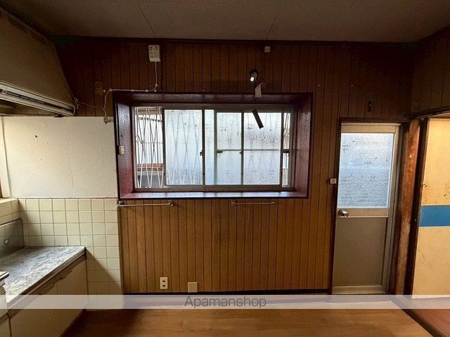 大阪市千日前線 今里駅 徒歩6分 2階建 築50年の内装写真