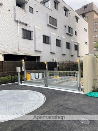 ラテスト白金台[1K/25.03m2]の駐車場2