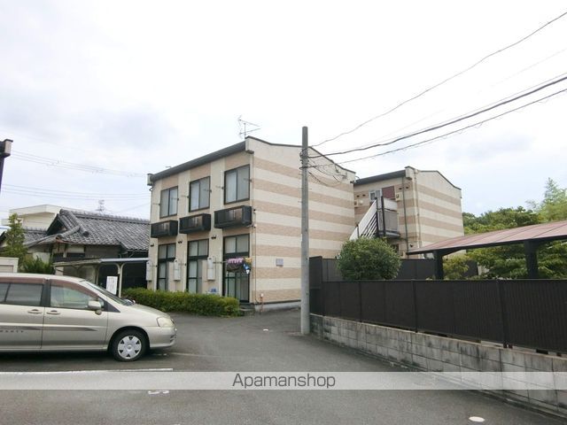 レオパレスエスポワール藤阪の外観写真