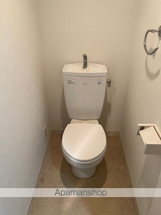 東京都中野区中野３丁目[1K/22.5m2]のトイレ