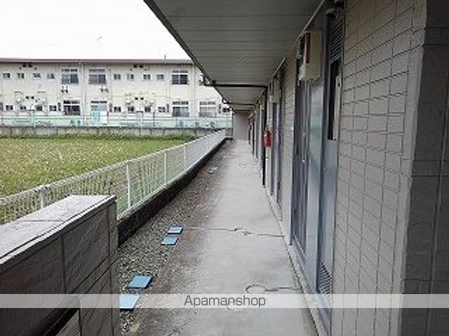 レオパレスY’s Mayの玄関写真