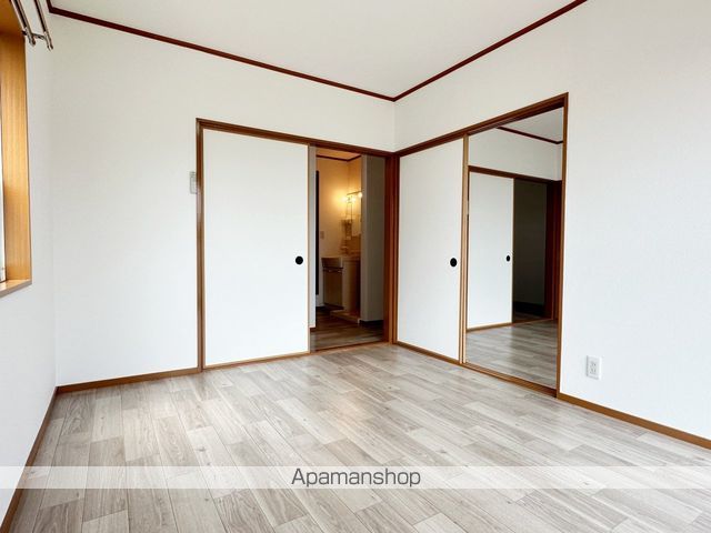 クローバーCの内装写真
