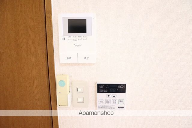 MUヒルズ茜部の内装写真