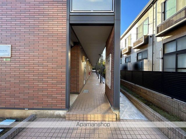 レオパレスエクレールIIの玄関写真
