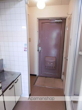 メゾン・ドゴール[1K/20.06m2]の玄関