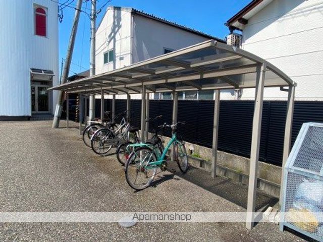 クエストSの外観写真