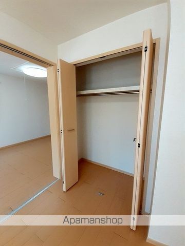 オビイーズの内装写真