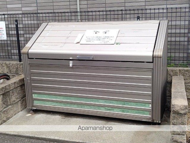 レオパレスオリーブハウスVの外観写真