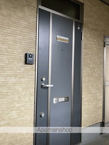ウェルストーンの玄関写真