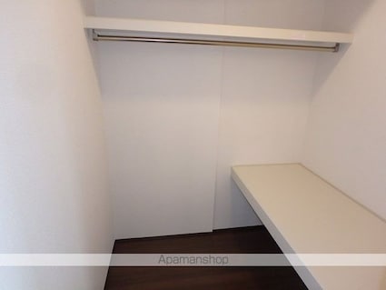 アーバンクレスト白板[1LDK/41.78m2]の収納