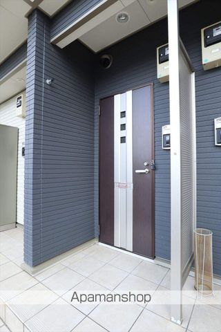 サニーハウスII希央台2番館の玄関写真