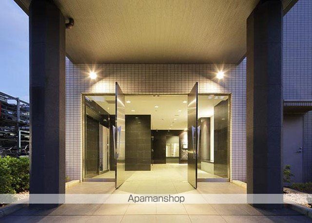 コンフォリア南砂町の玄関写真