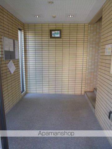 名古屋市名城線 志賀本通駅 徒歩3分 4階建 築18年の内装写真