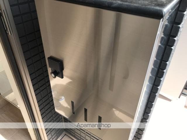 アインタウゼントの内装写真