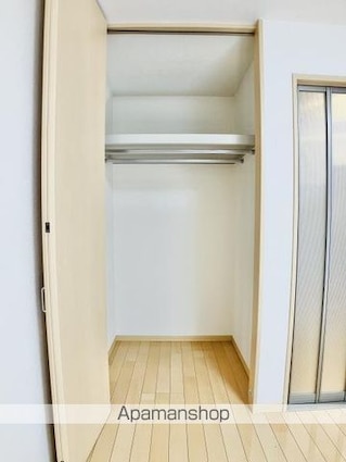 オークヴィラＡ棟[1K/26.73m2]のリビング・居間5