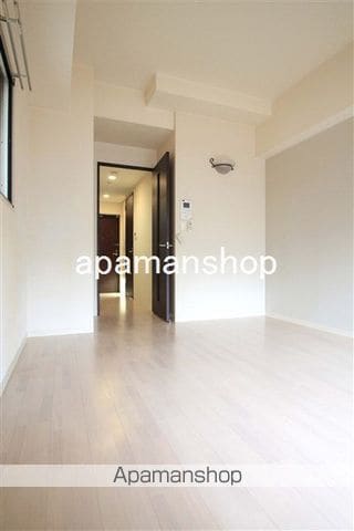 RESIUR−H 心斎橋LUXEの内装写真