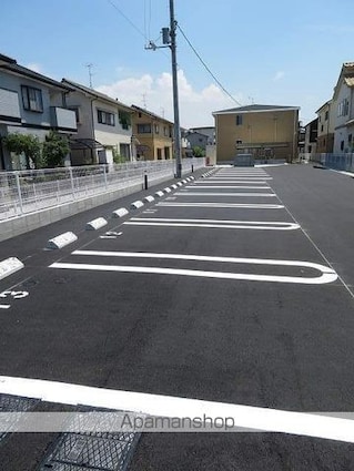 サンシャルムつばき[1LDK/40.02m2]の駐車場