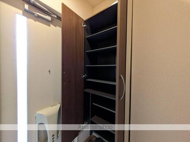 ローヤルヴィラ勝原の内装写真