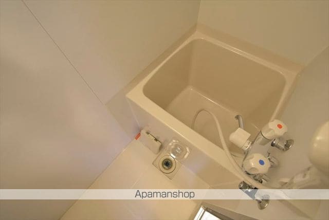 留佳マンション Aの内装写真