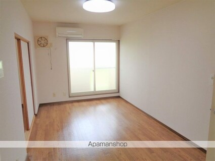 センチュリー２１Ａ棟[2LDK/57.14m2]のリビング・居間