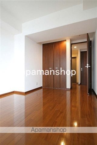 CROSSRESIDENCE大阪新町の内装写真