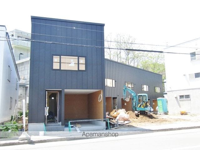 川沿1ー6タウンハウスの外観写真