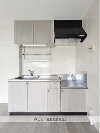 ファミーユ・ヴィラ　Ｂ・Ｃ　Ｃ棟[2LDK/55.2m2]の内装2