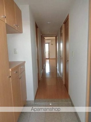 サーパス土居田南[3LDK/75.28m2]の玄関