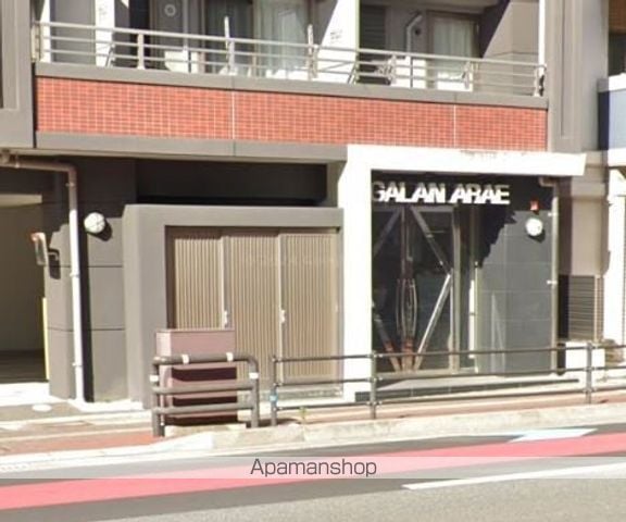 ギャラン荒江の玄関写真