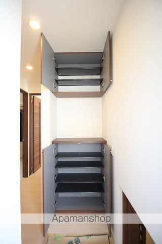 MAISON MICOCOULIERの内装写真