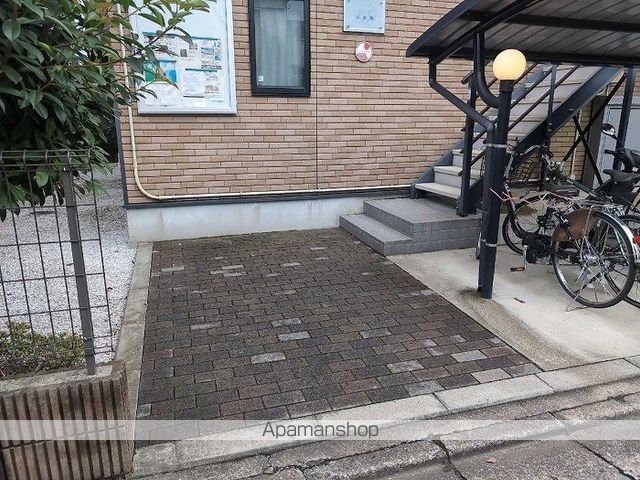 レオネクスト久が原の玄関写真