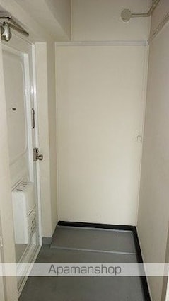 ヴィラナリー川津　２棟[2K/39.17m2]の玄関