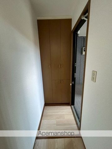 ハイカムール白銀A棟の内装写真
