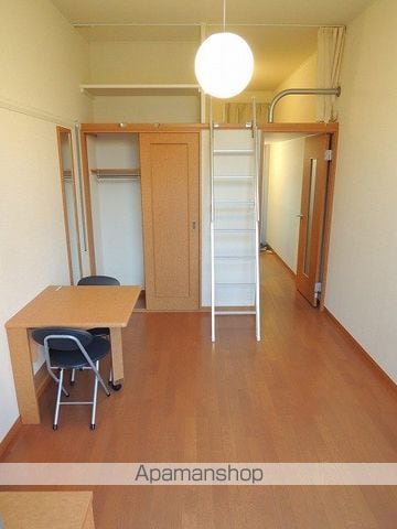 レオパレスFioreIIIの内装写真