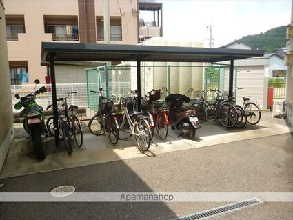 和歌山県和歌山市紀三井寺[2LDK/58.1m2]の共用部4