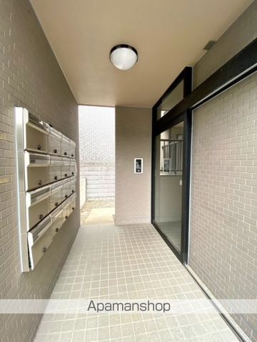 ミレニアム経堂の玄関写真