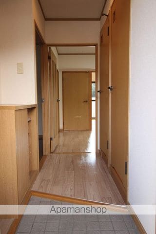 グラッチェ三成の内装写真