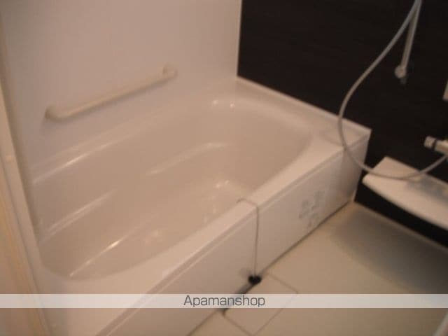 apartment 宮城県亘理郡亘理町逢隈鹿島字町東南28-11
地図を見る