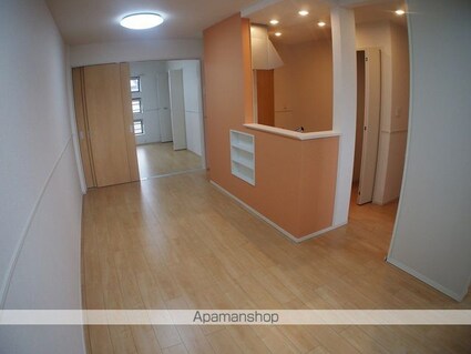 長野県駒ヶ根市赤穂[2LDK/62.29m2]の内装1