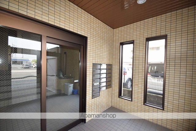 Nフロンティアの玄関写真