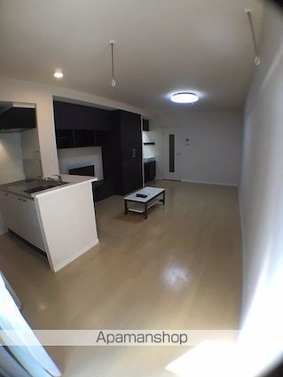 レオネクストオールリバー[1R/32.28m2]の玄関