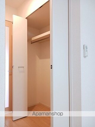 ウッド　プレイス[1K/26.15m2]の収納