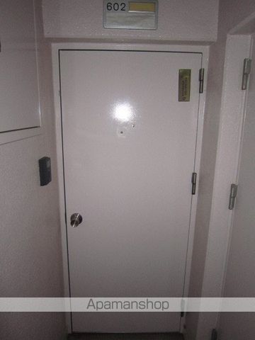 セゾン立野の玄関写真