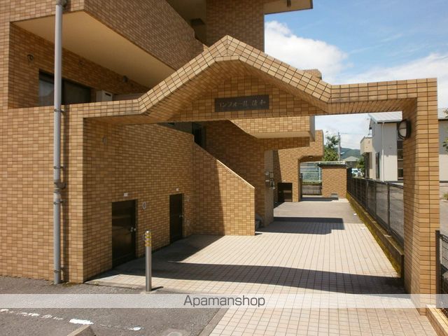 コンフォール清和の玄関写真