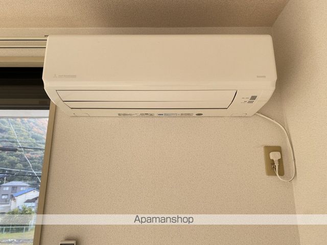 ウォームフロント岡田の内装写真